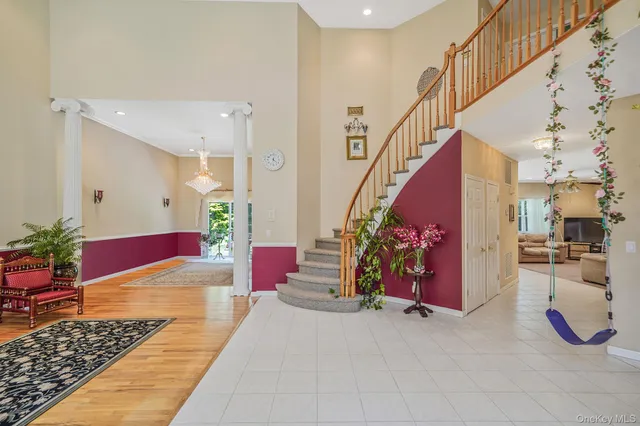 $999,999 | 7 Sara Court, Nesconset, NY 11767