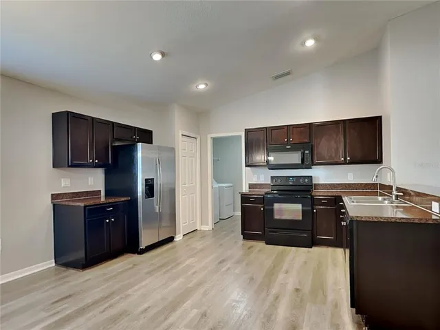 $1,729 | Undisclosed Address, Lakeland, FL 33810