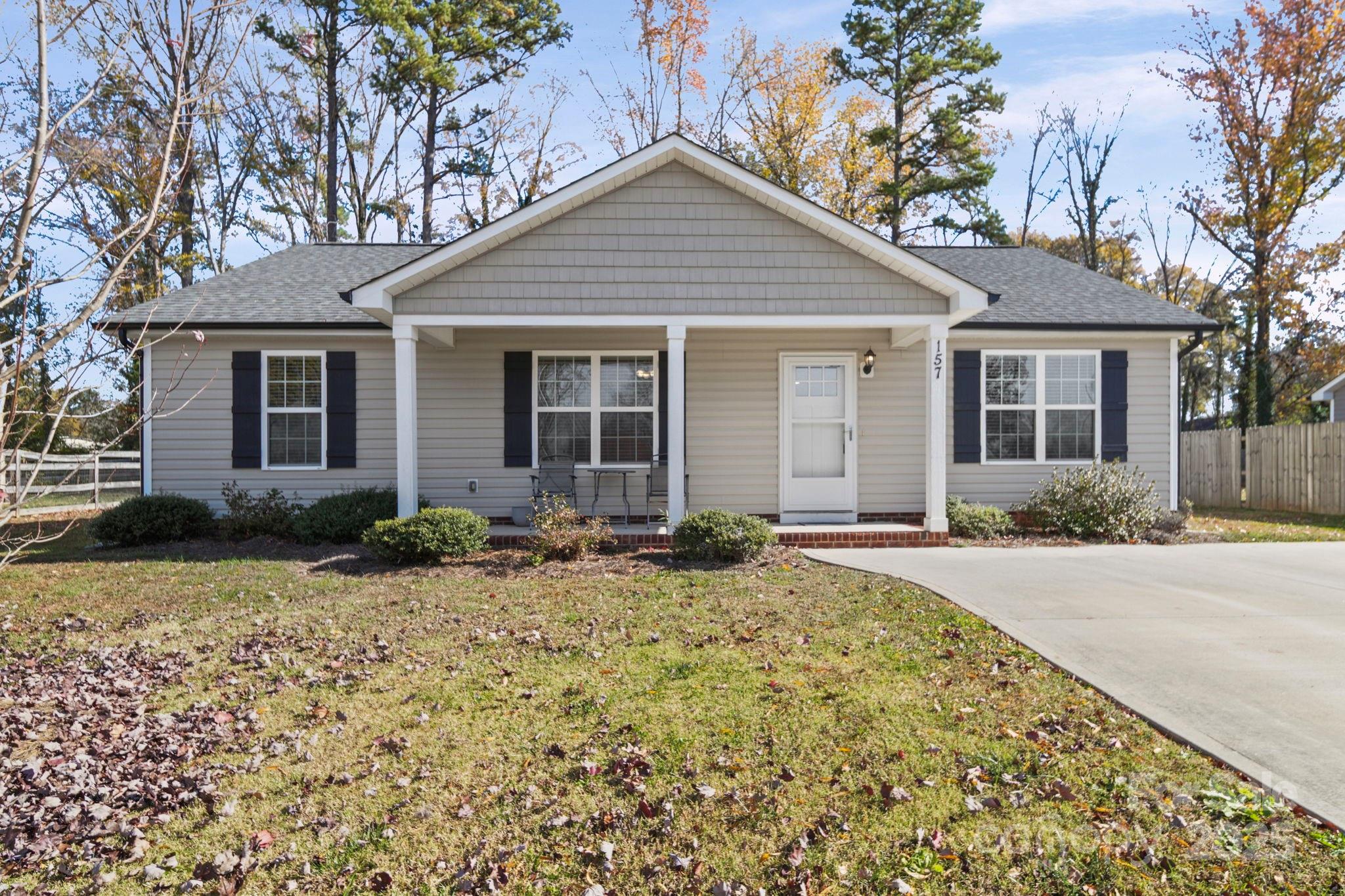 157 Crescent Street Kannapolis, NC 28081 - Photo 1 of 36 a front view of a house with a yard
