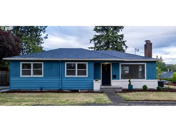 $459,900 | 8610 Northeast Hancock Street, Portland, OR 97220