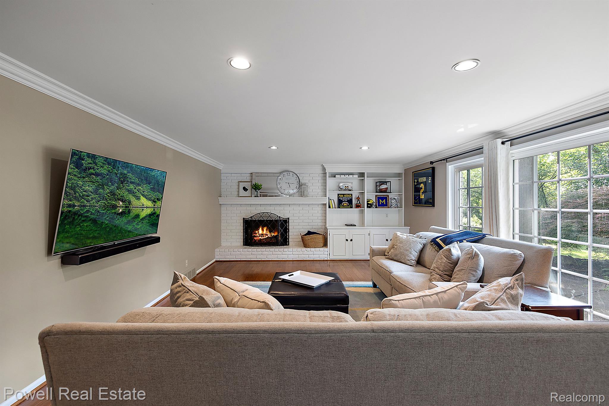803 Satterlee Road Bloomfield Hills, MI 48304 - Photo 23 of 47 Lower Level Living Room (1 of 3)