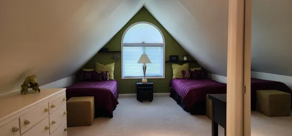 $985,000 | 3263 County Road 20, International Falls, MN 56649