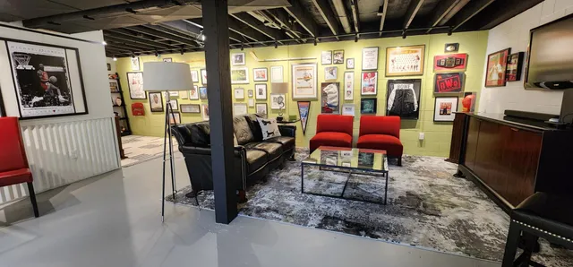 $985,000 | 3263 County Road 20, International Falls, MN 56649