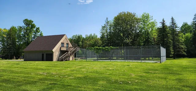 $985,000 | 3263 County Road 20, International Falls, MN 56649