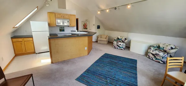 $985,000 | 3263 County Road 20, International Falls, MN 56649