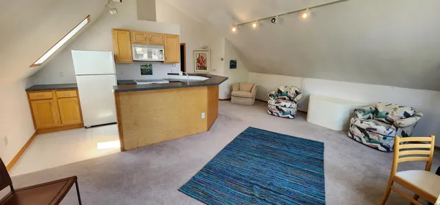 $985,000 | 3263 County Road 20, International Falls, MN 56649