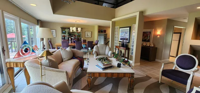 $985,000 | 3263 County Road 20, International Falls, MN 56649