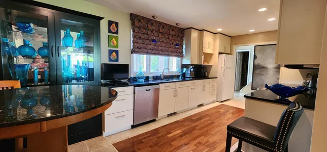 $985,000 | 3263 County Road 20, International Falls, MN 56649