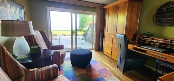 $985,000 | 3263 County Road 20, International Falls, MN 56649