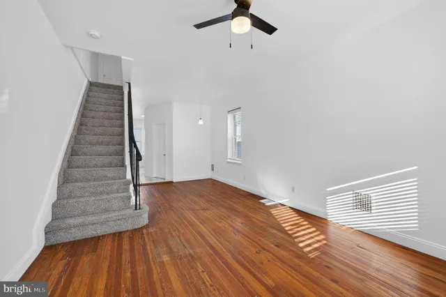 $2,200 | 11 Glenwood Avenue, Collingswood, NJ 08108