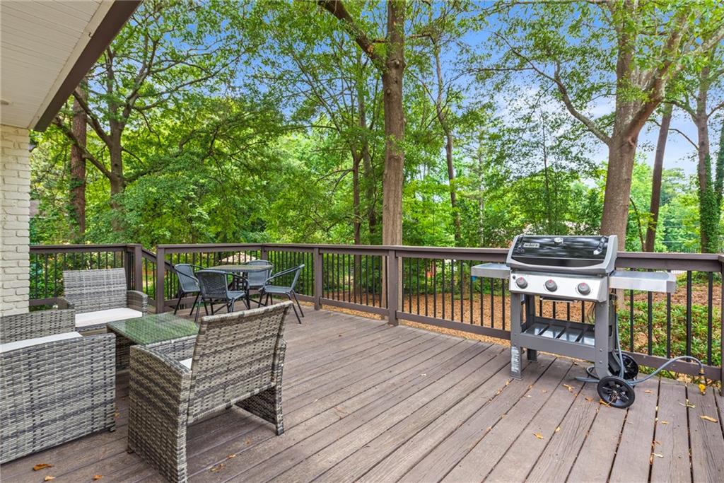262 Church Road Southwest Marietta, GA 30060 - Photo 4 of 26