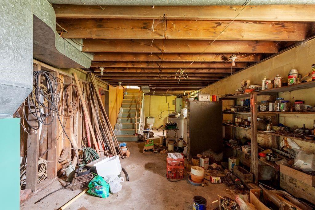 368 Turkeyfoot Road Venetia, PA 15367 - Photo 17 of 28 a view of walk in closet with clothes and shoes