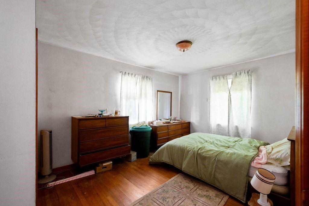 368 Turkeyfoot Road Venetia, PA 15367 - Photo 10 of 28 a bedroom with a bed and windows