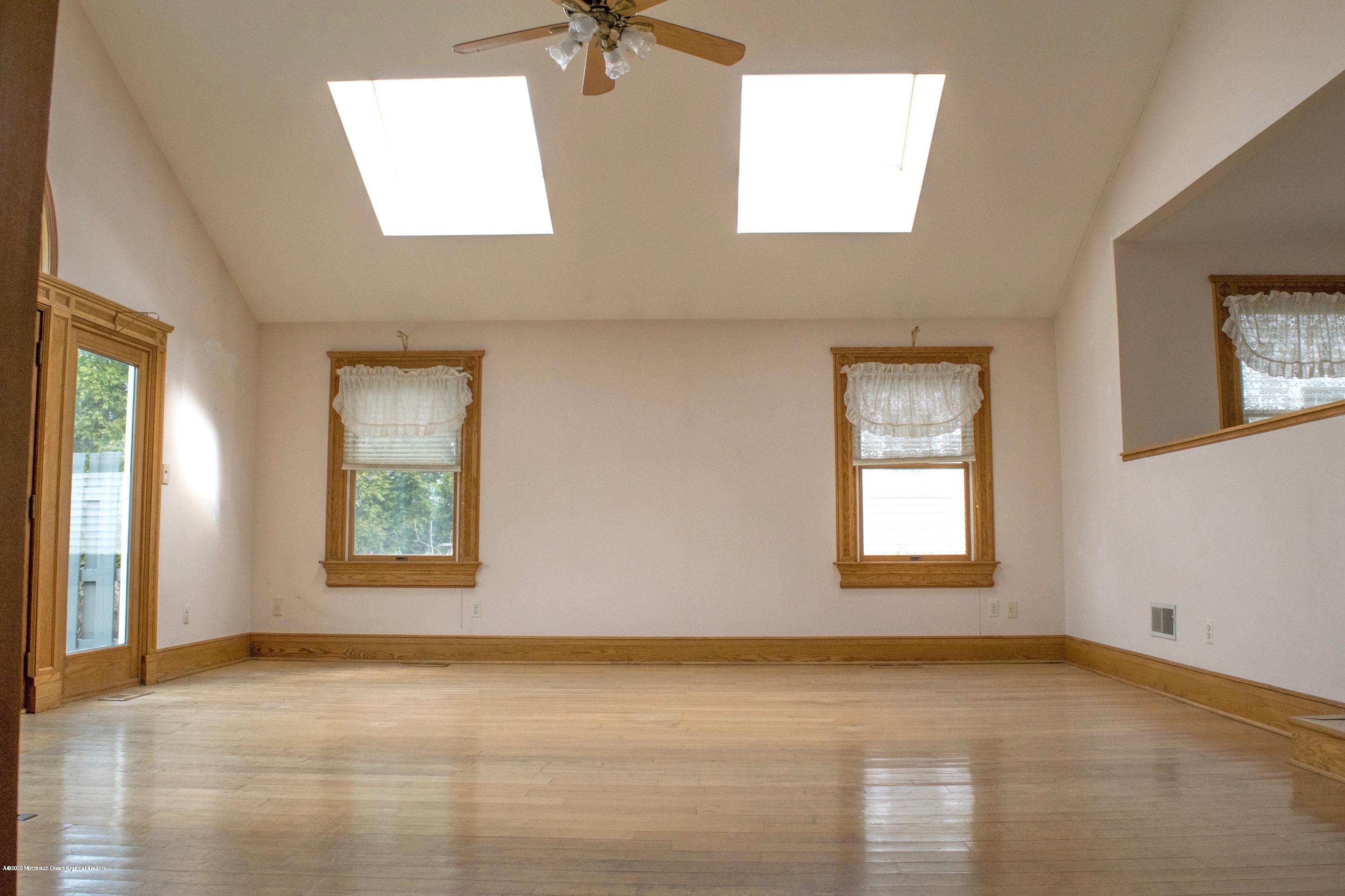 539 River Road Fair Haven, NJ 07704 - Photo 12 of 24 FullSizeRender (2)