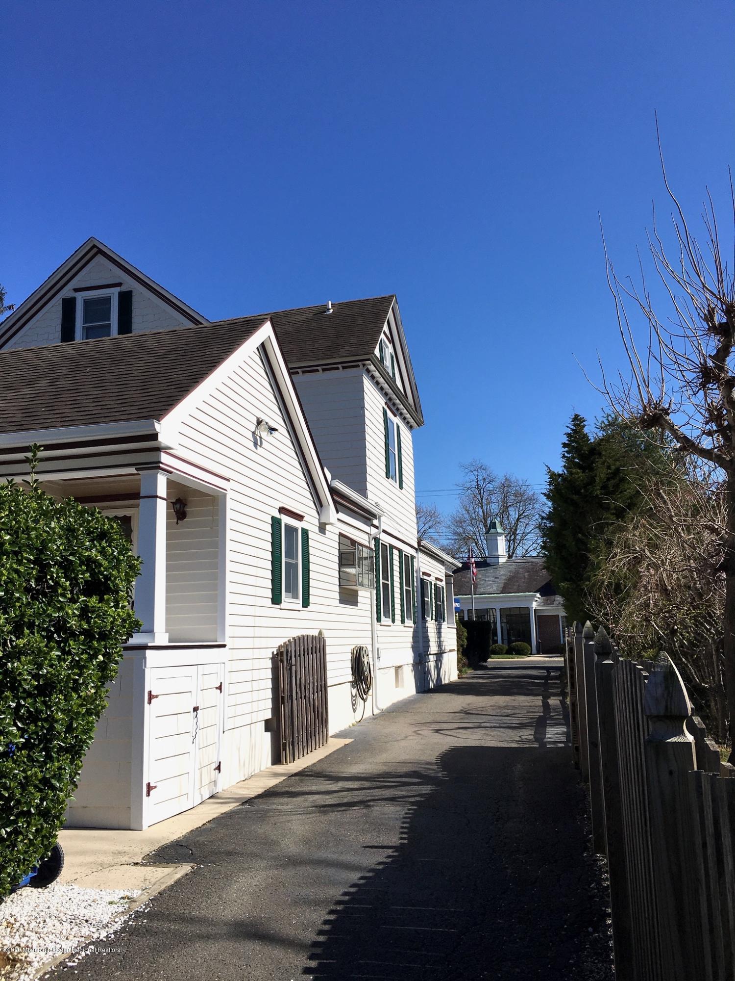 539 River Road Fair Haven, NJ 07704 - Photo 22 of 24 FullSizeRender (28)