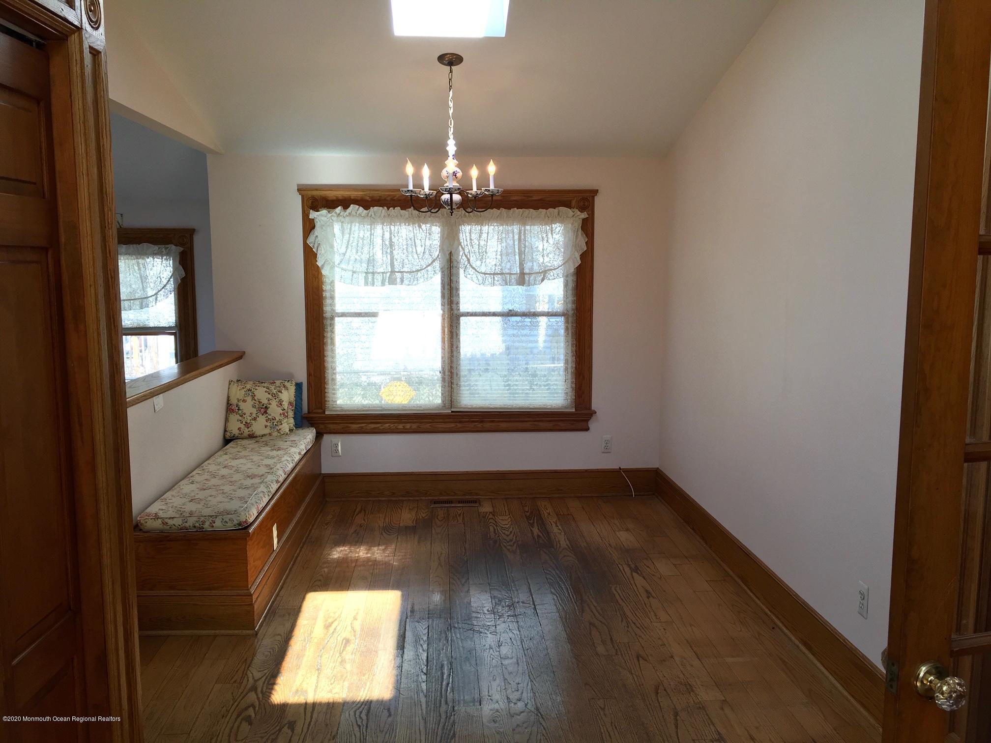 539 River Road Fair Haven, NJ 07704 - Photo 10 of 24 FullSizeRender (30)