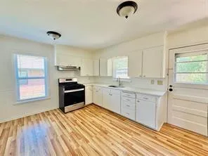 $216,500 | 1015 West Sycamore Street, Sherman, TX 75092