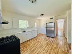 $216,500 | 1015 West Sycamore Street, Sherman, TX 75092