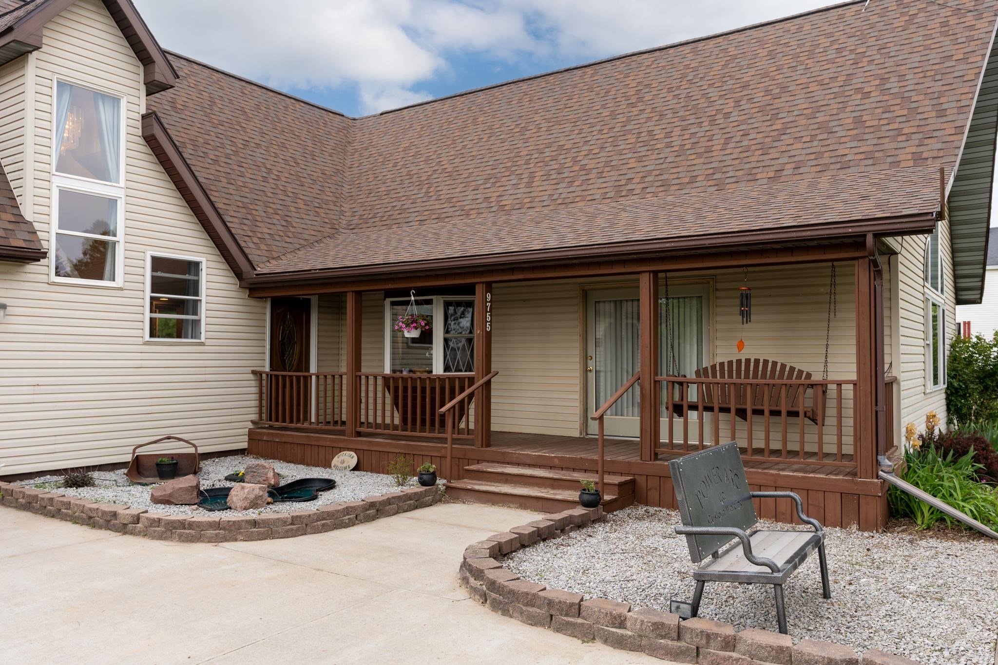 9755 East Deerfield Road Shepherd, MI 48883 - Photo 6 of 47 1934773-e162387d-988c-4fd8-a91d-f655688a5907.JPG