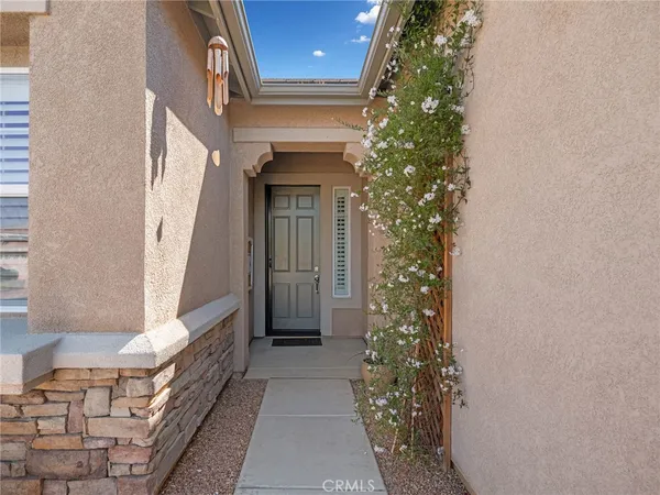 $408,500 | 10812 Katepwa Street, Apple Valley, CA 92308