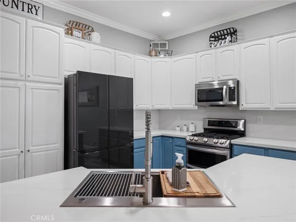 $408,500 | 10812 Katepwa Street, Apple Valley, CA 92308