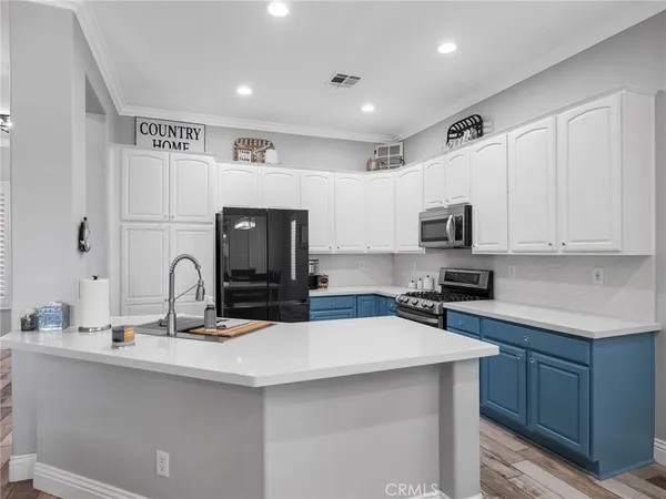 $408,500 | 10812 Katepwa Street, Apple Valley, CA 92308