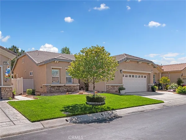 $408,500 | 10812 Katepwa Street, Apple Valley, CA 92308