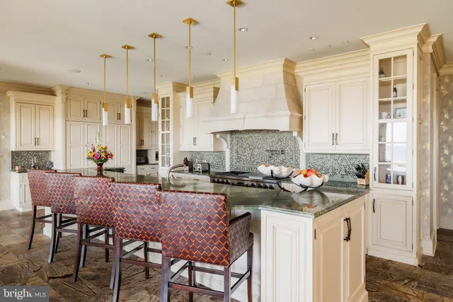 $14,950,000 | 200 Bridgeview Lane, Stevensville, MD 21666