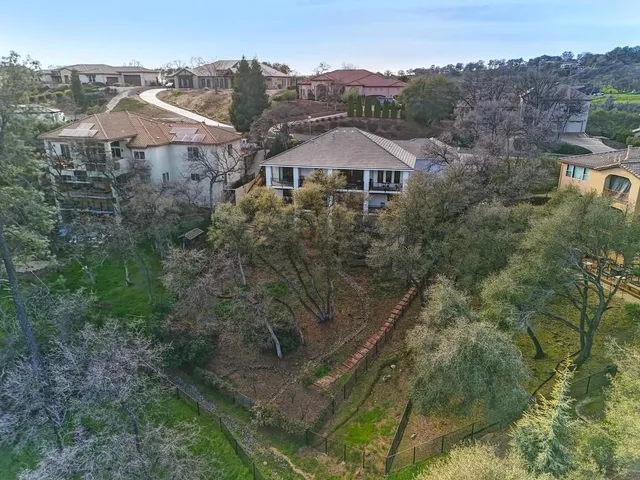 $1,640,000 | 627 Lakeridge Drive, Auburn, CA 95603