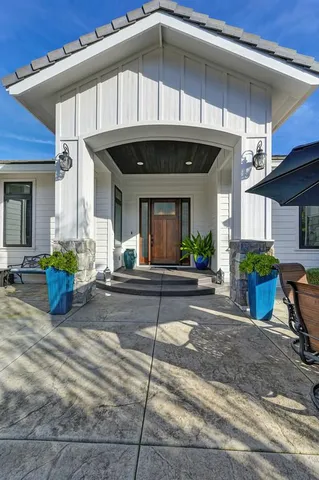 $1,640,000 | 627 Lakeridge Drive, Auburn, CA 95603