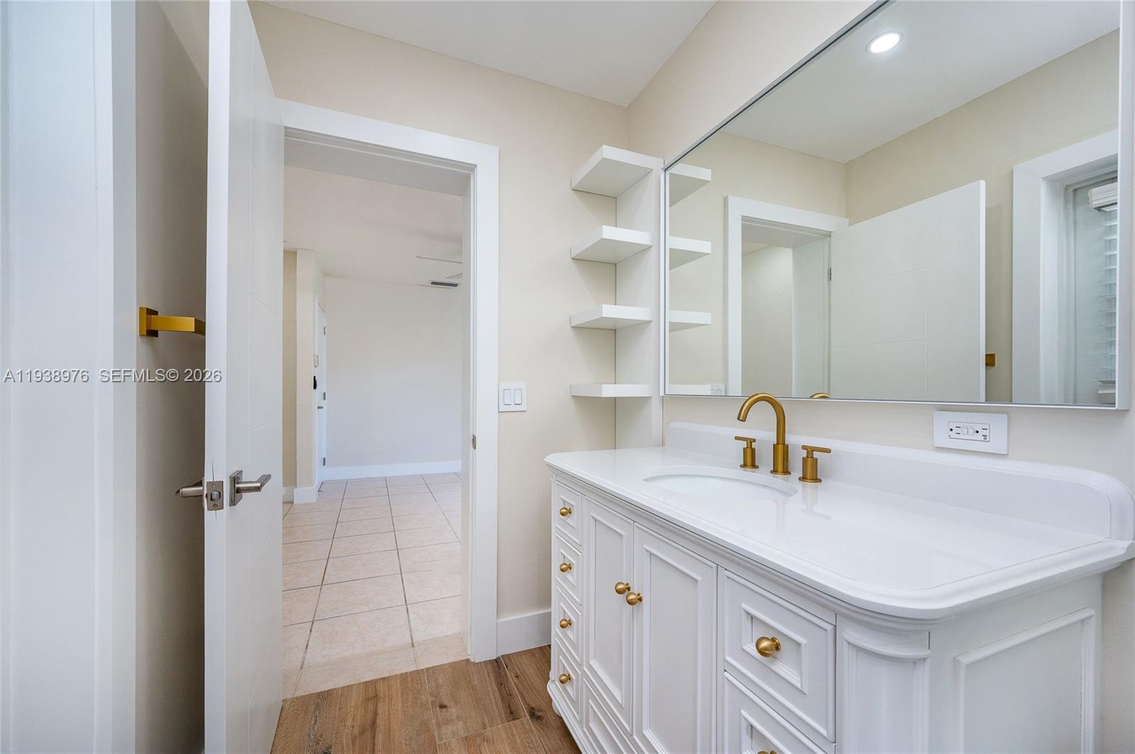 5626 Southwest 69th Avenue Miami, FL 33143 - Photo 4 of 76