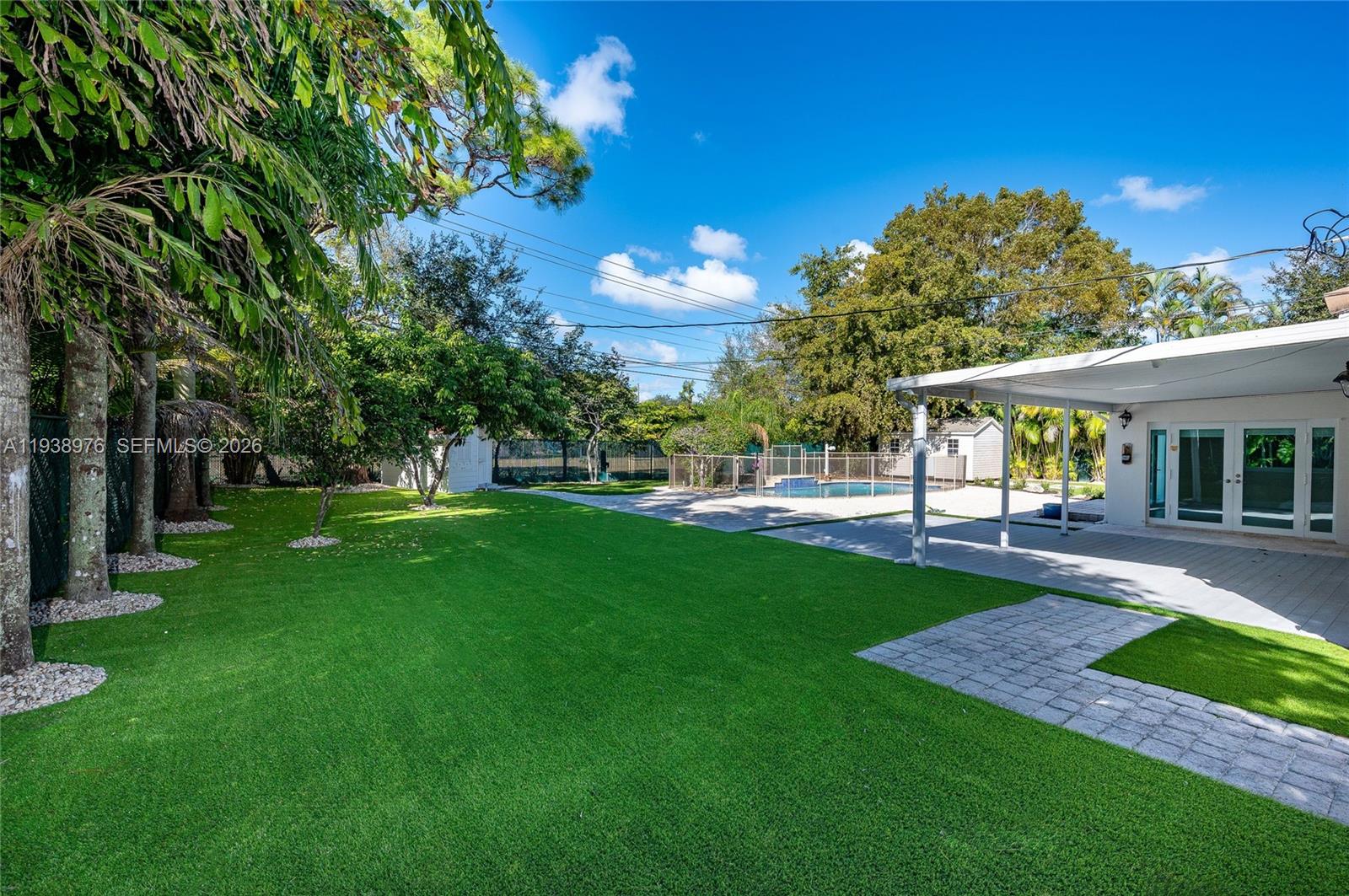 5626 Southwest 69th Avenue Miami, FL 33143 - Photo 43 of 76