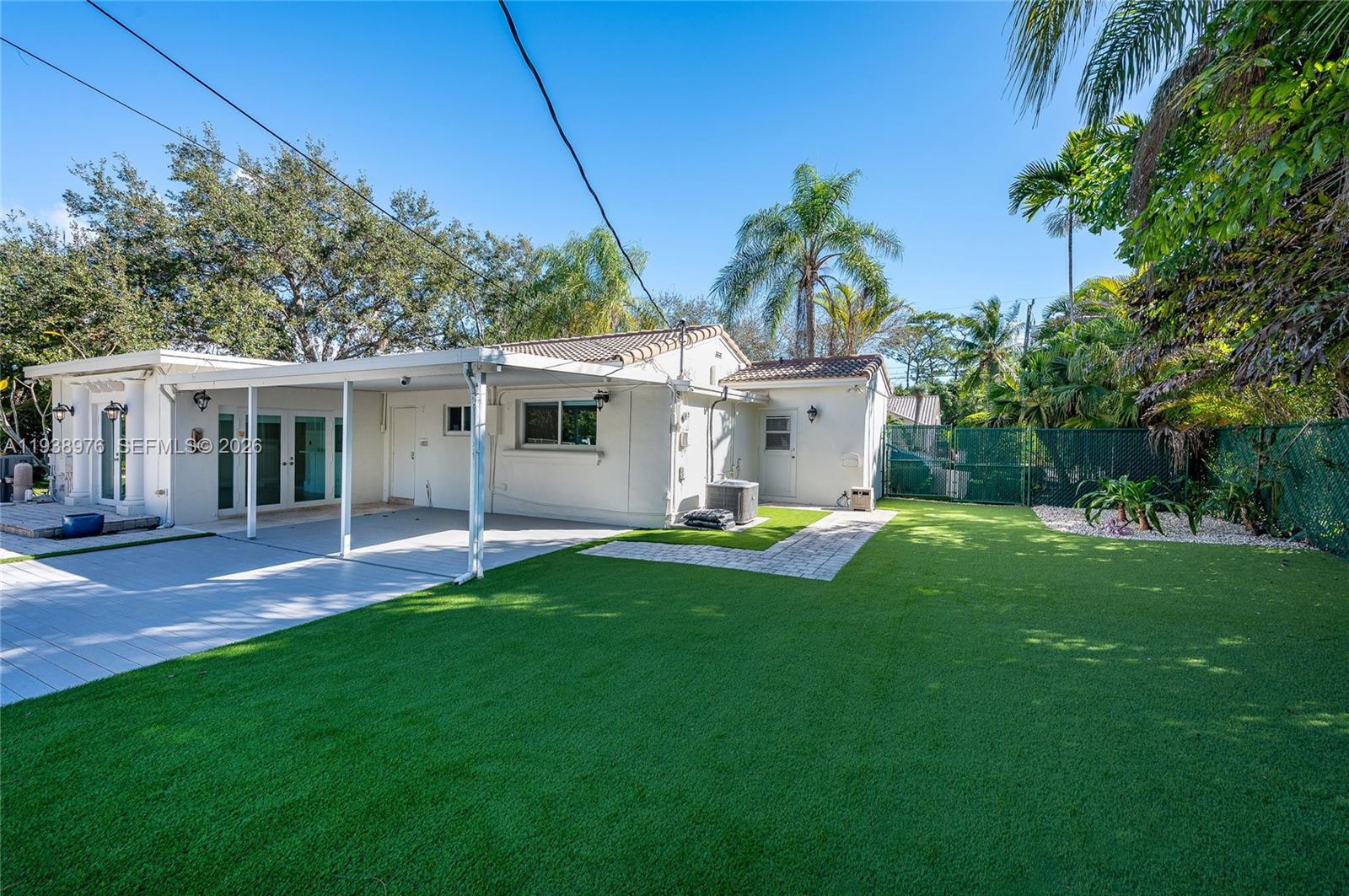 5626 Southwest 69th Avenue Miami, FL 33143 - Photo 45 of 76