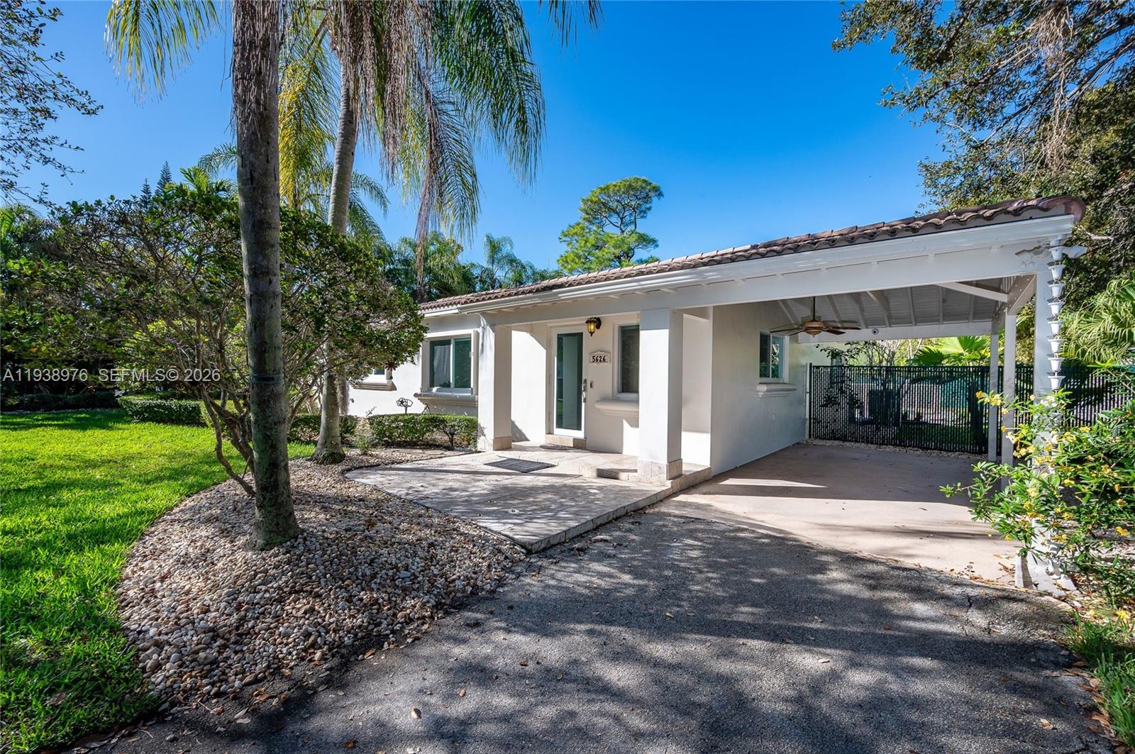 5626 Southwest 69th Avenue Miami, FL 33143 - Photo 50 of 76