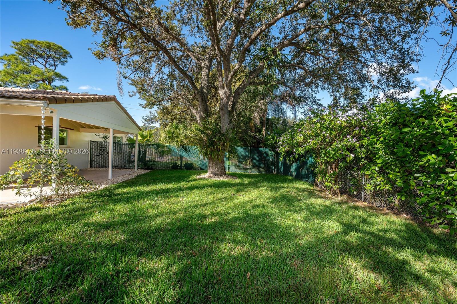 5626 Southwest 69th Avenue Miami, FL 33143 - Photo 52 of 76