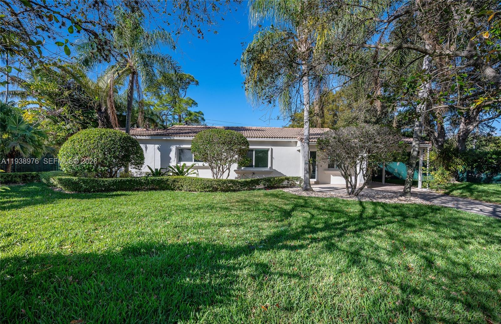 5626 Southwest 69th Avenue Miami, FL 33143 - Photo 57 of 76