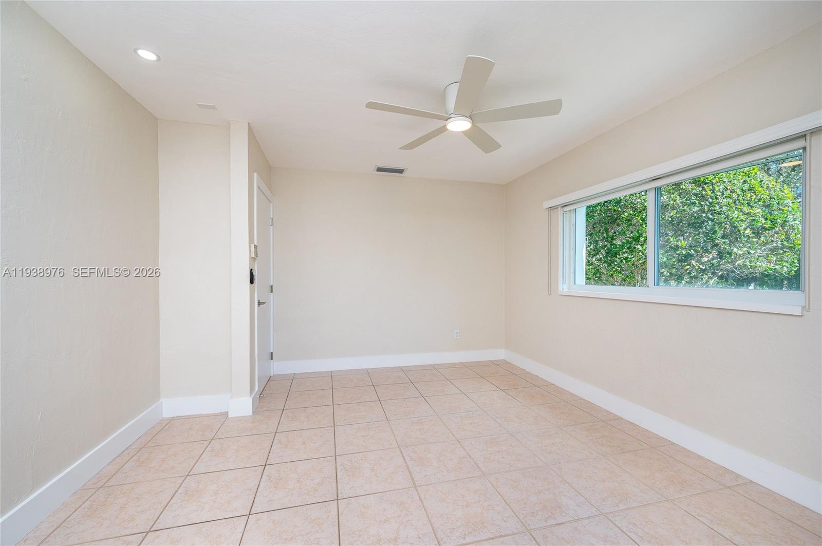 5626 Southwest 69th Avenue Miami, FL 33143 - Photo 6 of 76