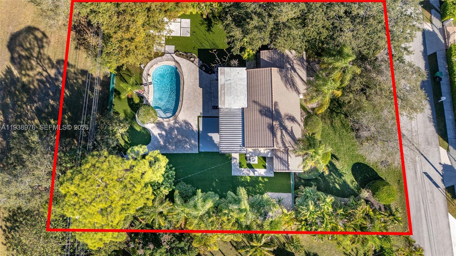 5626 Southwest 69th Avenue Miami, FL 33143 - Photo 73 of 76