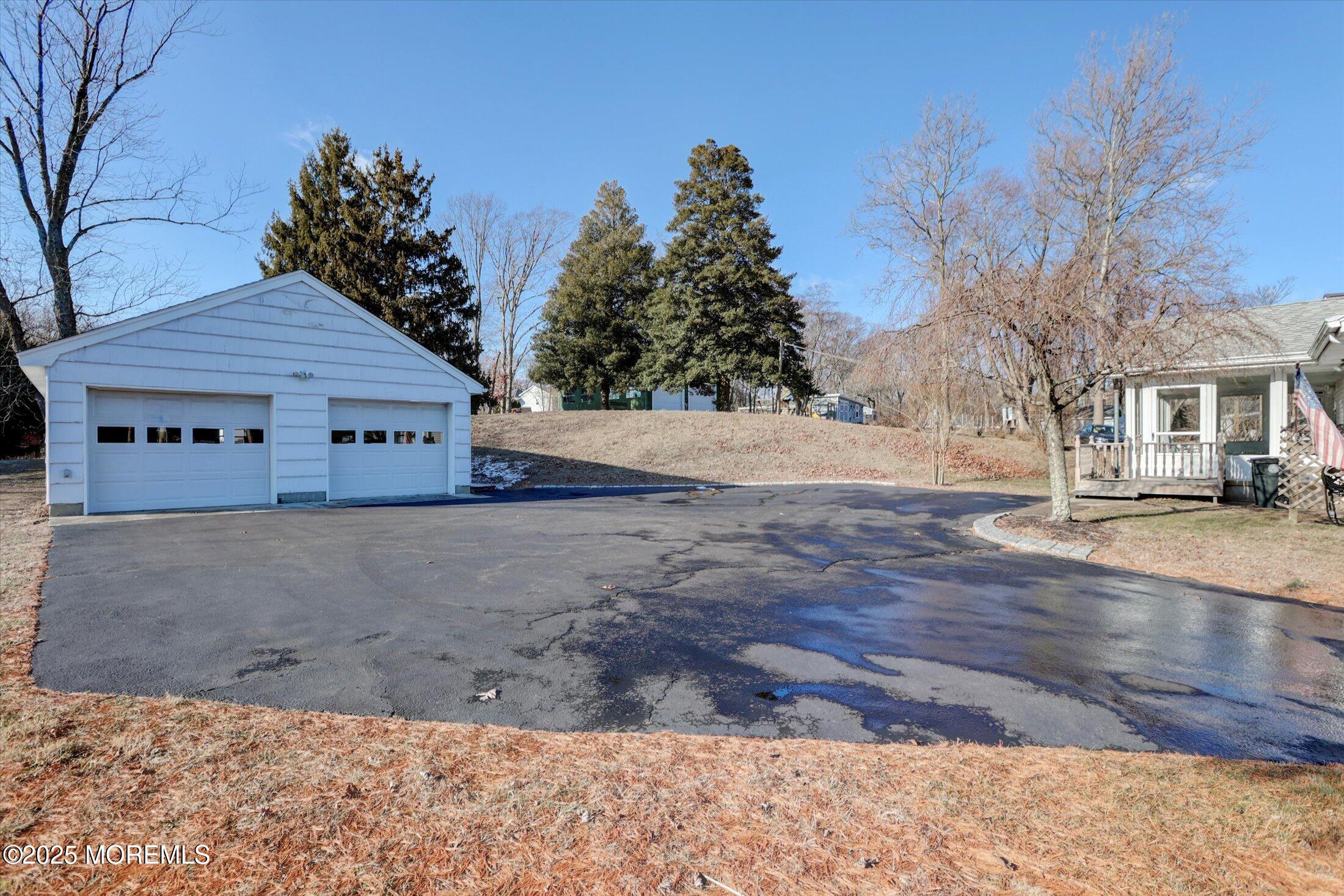 2159 Allenwood Road Wall, NJ 07719 - Photo 5 of 36 07-Driveway