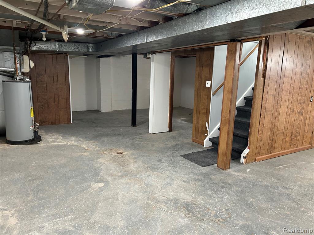 7546 Sterling Street Center Line, MI 48015 - Photo 24 of 29