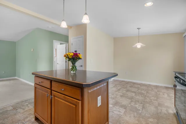 $389,000 | 4 Aspen Way, North Hampton, NH 03862