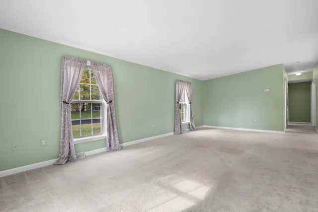 $389,000 | 4 Aspen Way, North Hampton, NH 03862