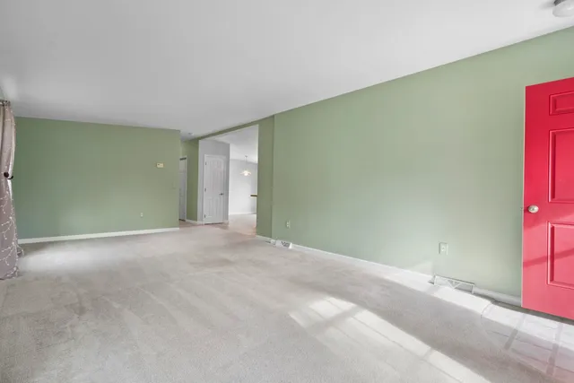 $389,000 | 4 Aspen Way, North Hampton, NH 03862