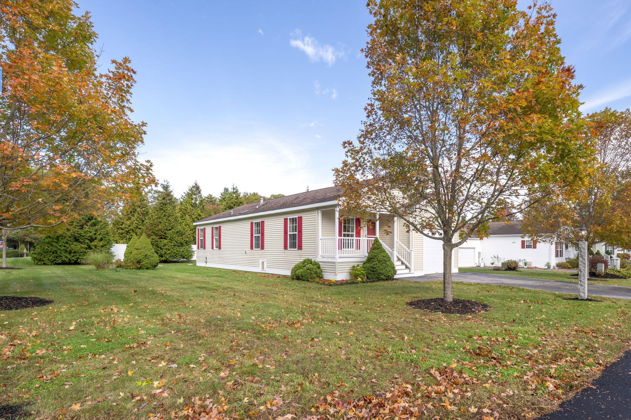 4 Aspen Way North Hampton, NH 03862 - Photo 3 of 52