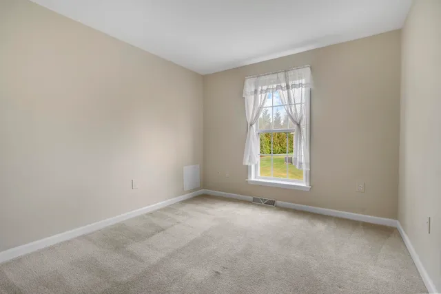 $389,000 | 4 Aspen Way, North Hampton, NH 03862