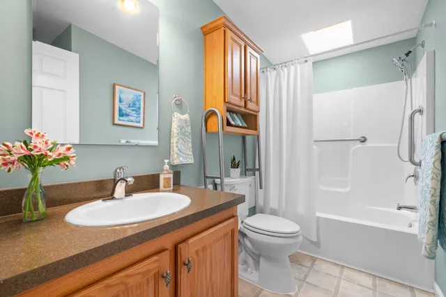 $389,000 | 4 Aspen Way, North Hampton, NH 03862