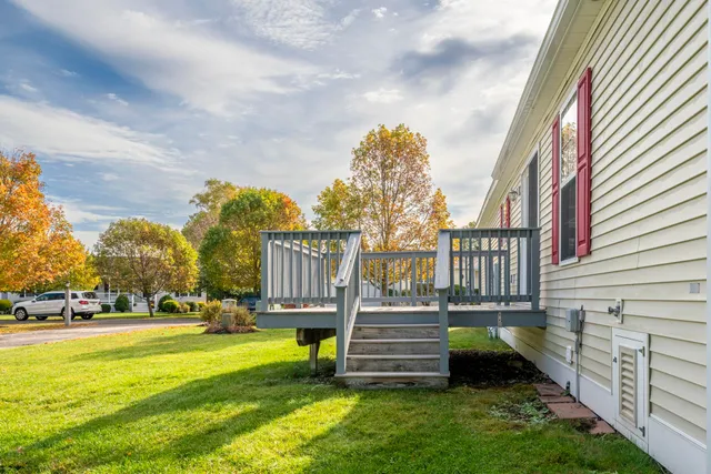 $389,000 | 4 Aspen Way, North Hampton, NH 03862