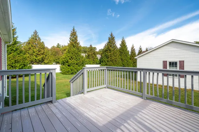 $389,000 | 4 Aspen Way, North Hampton, NH 03862