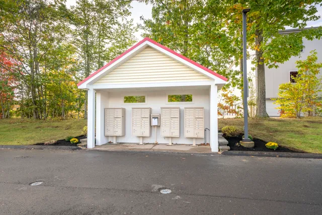 $389,000 | 4 Aspen Way, North Hampton, NH 03862