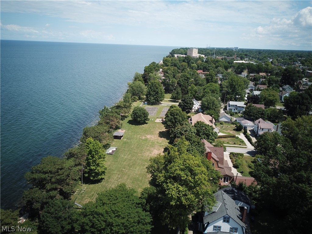 17800 Windward Road Cleveland, OH 44119 - Photo 33 of 35 Beachland Park